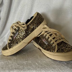 Superga glitter sneaker size 6